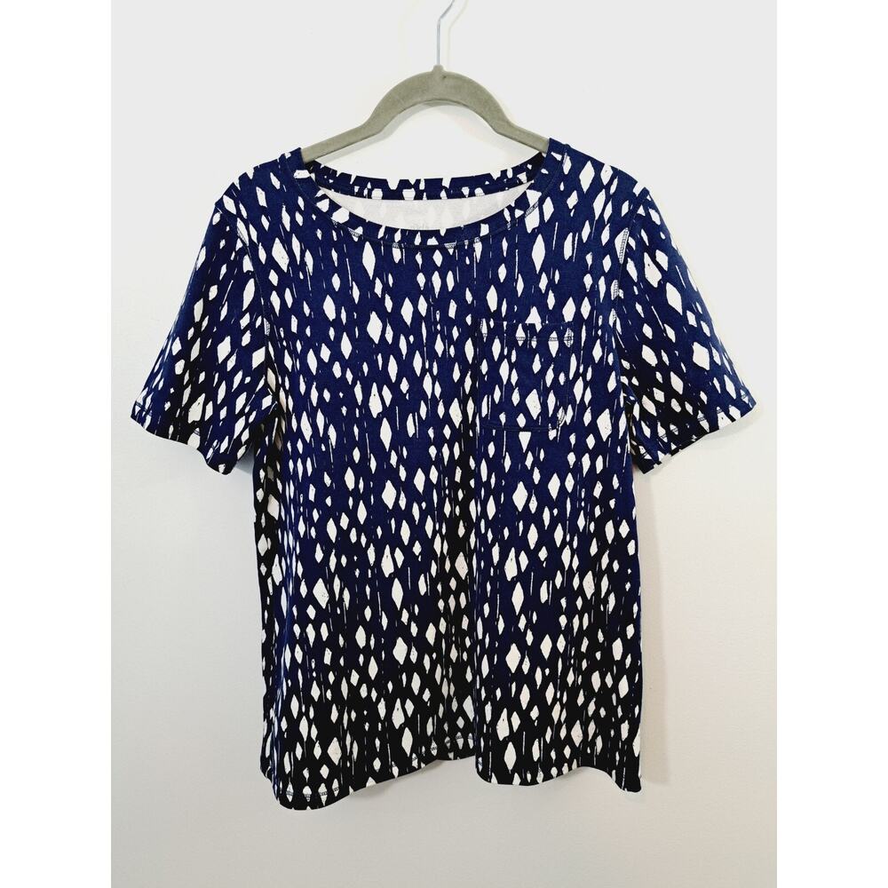 Zuda Women's Blue White Geometric Print Tee In Size XS